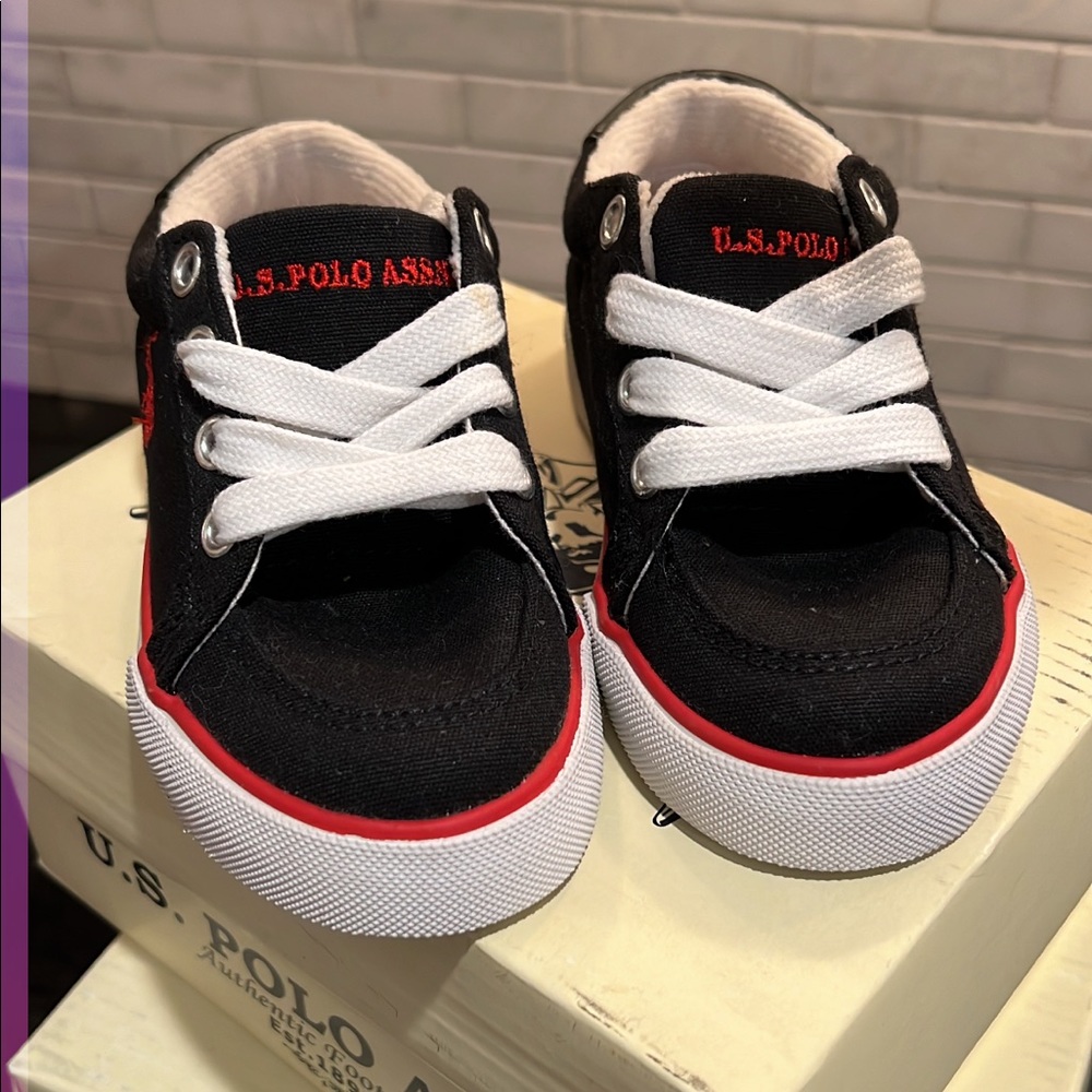 Brand New Toddler Shoes size 7M